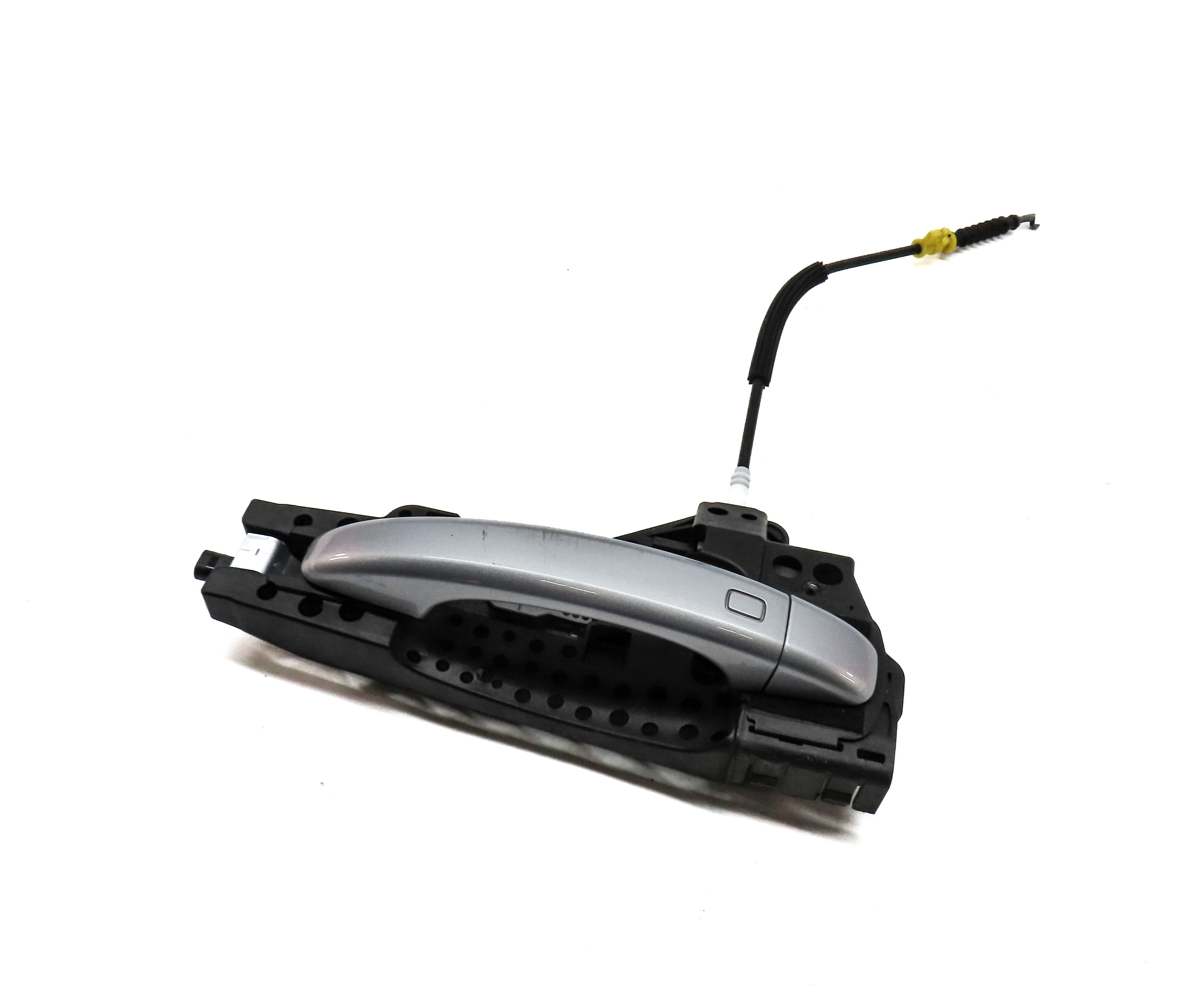 2015-2018 AUDI Q3 (8U) RIGHT FRONT PASSENGER DOOR HANDLE (Silver) — exact item pictured